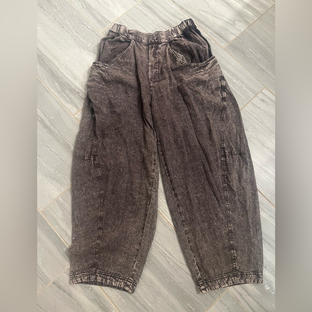 Free people pull on barrel pants